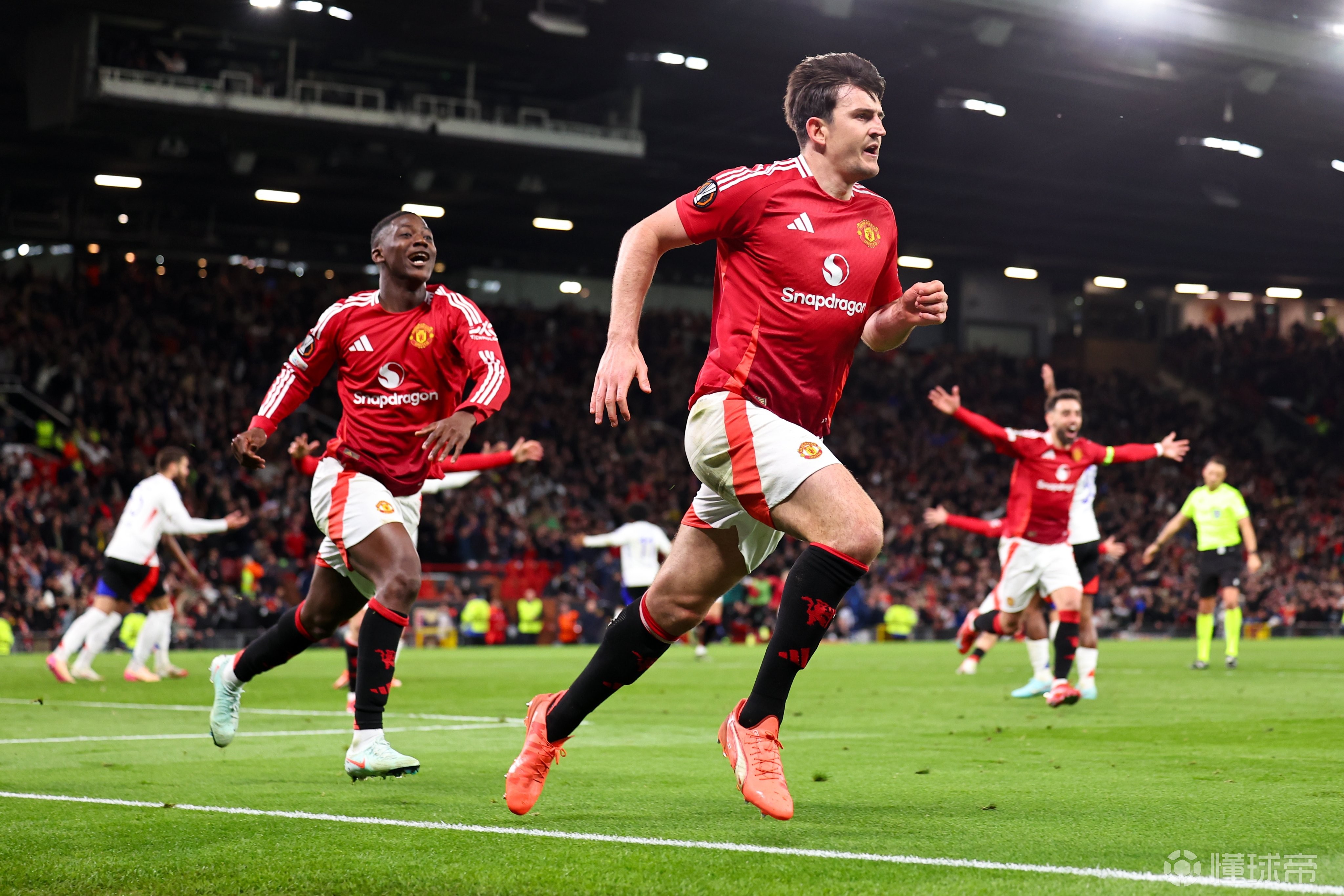 曼联在老特拉福德迎战热刺，胜负未卜的简单介绍