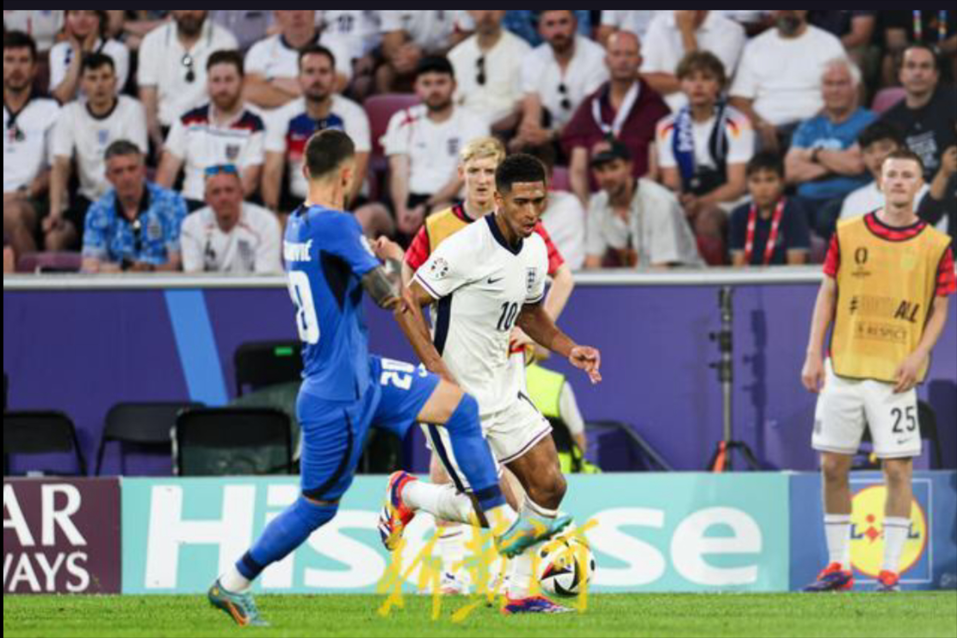 包含重大比赛！欧洲杯预选赛展开令人惊心动魄的战斗的词条